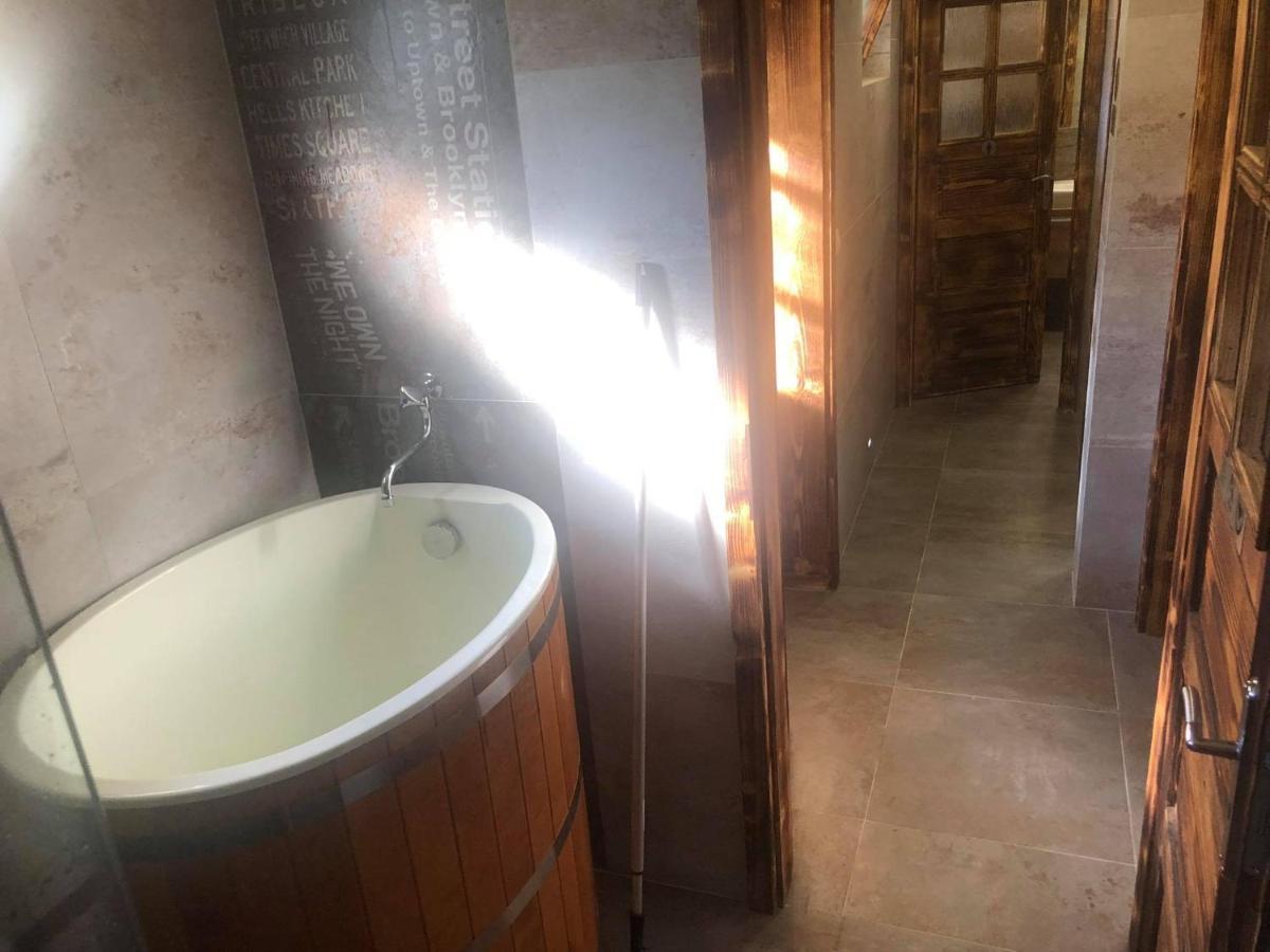 Gazdovsky Dvor Peter Jurky Apartman Vasziló Kültér fotó
